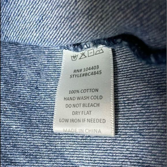 J.O.A Los Angeles Revolve Denim Off Shoulder Top Size Medium - Picture 8 of 9